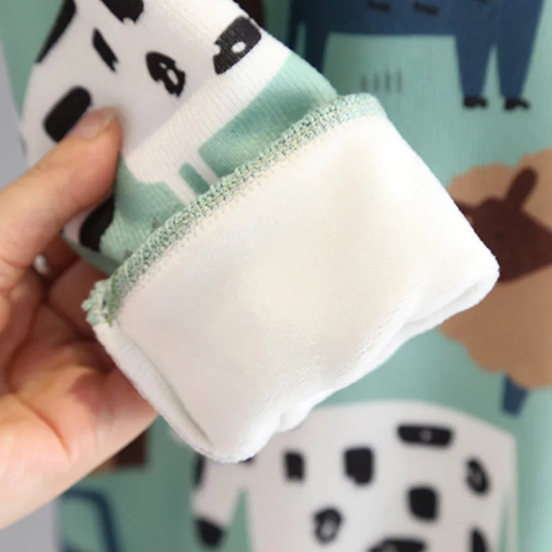  Boys' and Girls' Sweaters