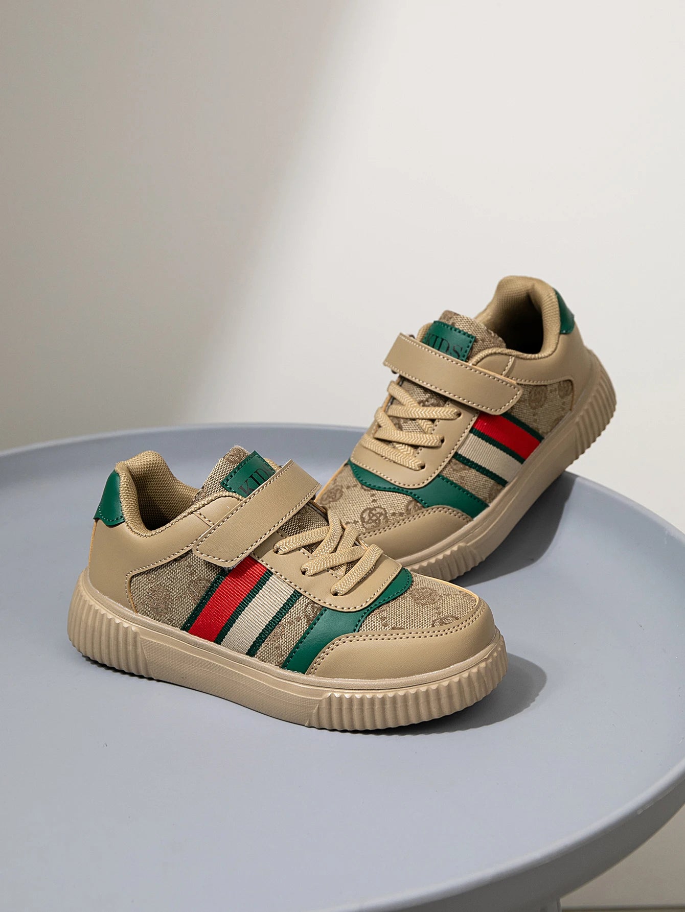 Low-Top Flats Sneakers for Boys and Girls