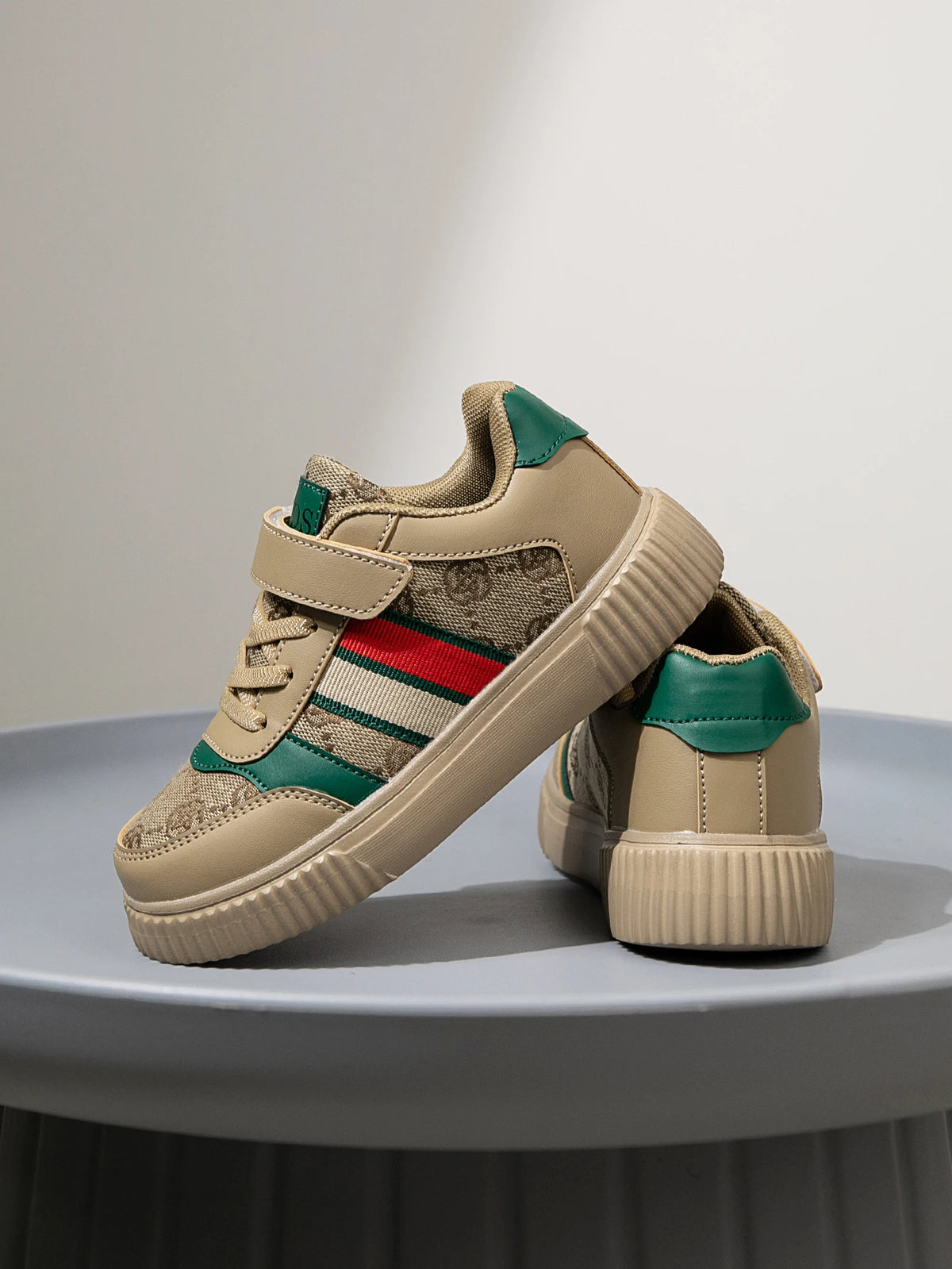 Low-Top Flats Sneakers for Boys and Girls