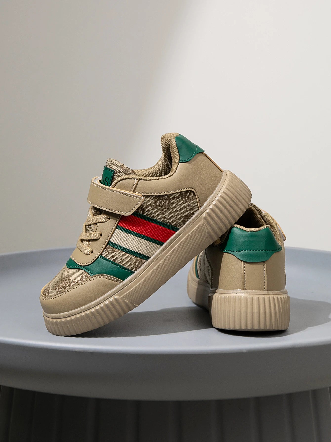 Low-Top Flats Sneakers for Boys and Girls