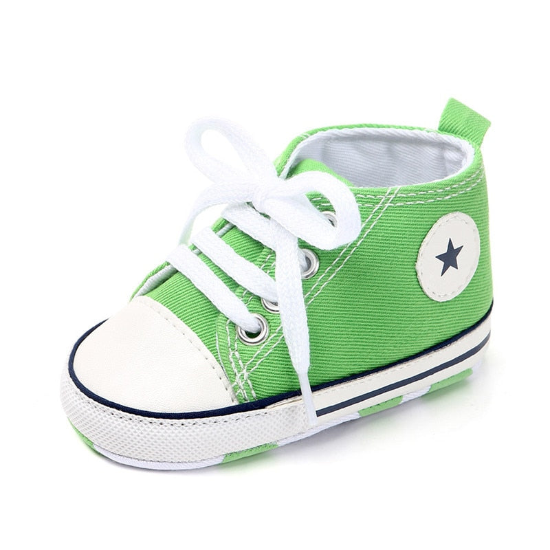 Star Solid Sneaker