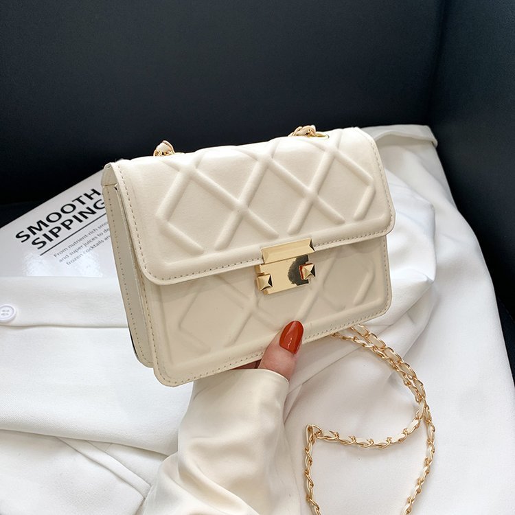 Ribbed Chain One-Shoulder  Bag